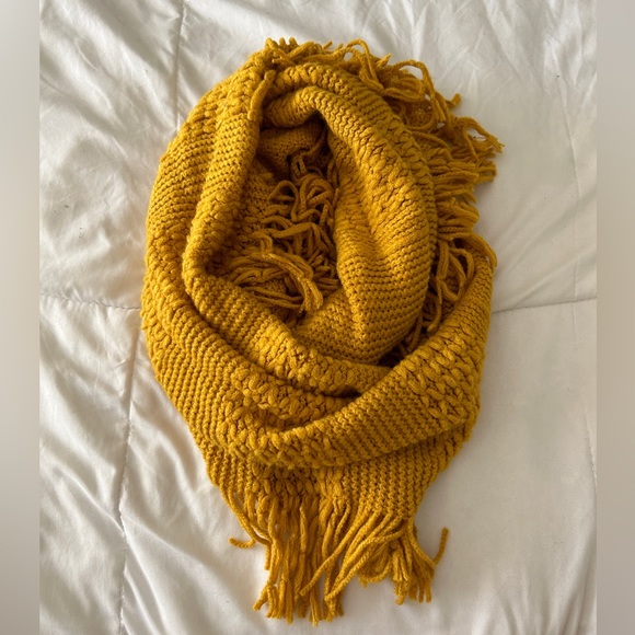 Infinity scarf - Picture 2 of 3